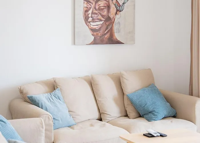 Hubstay Tamara Gardens 2 Bed With Pool Livadhia