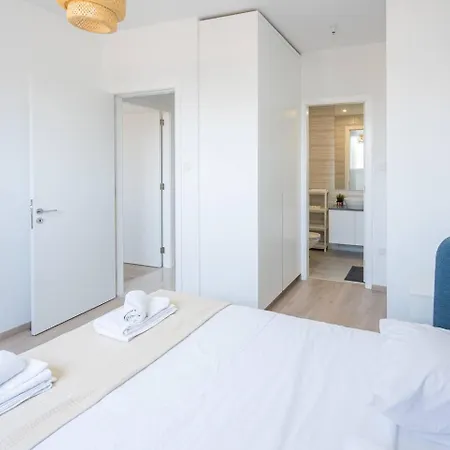 Hubstay Tamara Gardens 2 Bed With Pool Апартаменты *