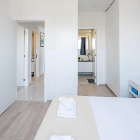 Hubstay Tamara Gardens 2 Bed With Pool * Livadhia